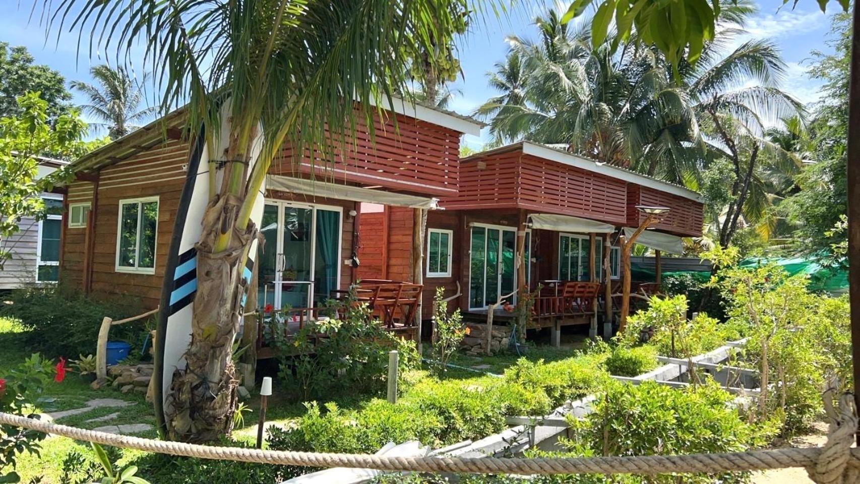Mook Montra Resort Sea Front Ко Моок Екстериор снимка